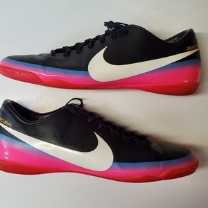Nike Mercurial Vapor CR7 Indoor soccer shoes